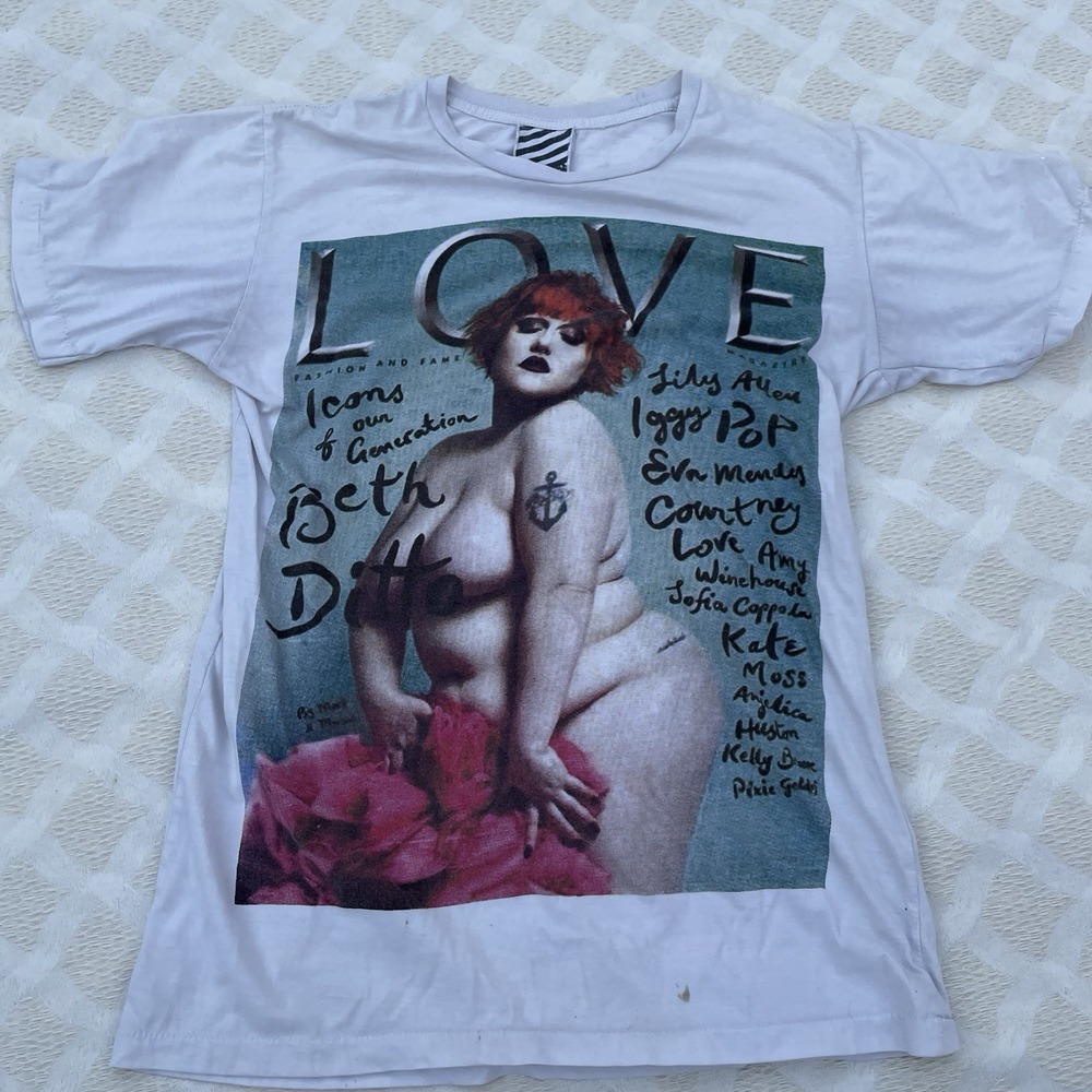 ARAINA Graphic Tee Shirt Beth Ditto White Love 100% Cotton Men